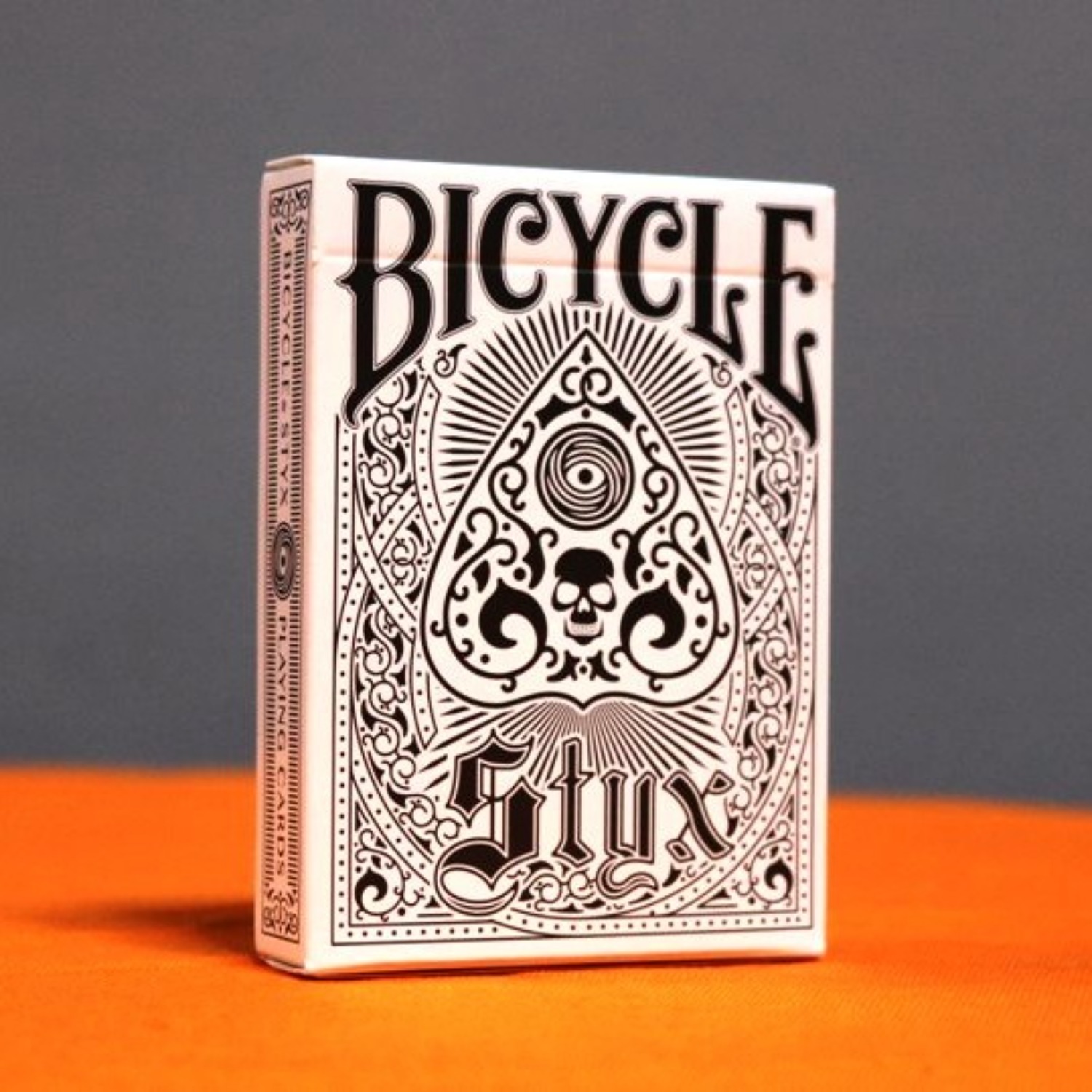 바이시클 스틱스덱 Bicycle Styx Playing Cards (White)