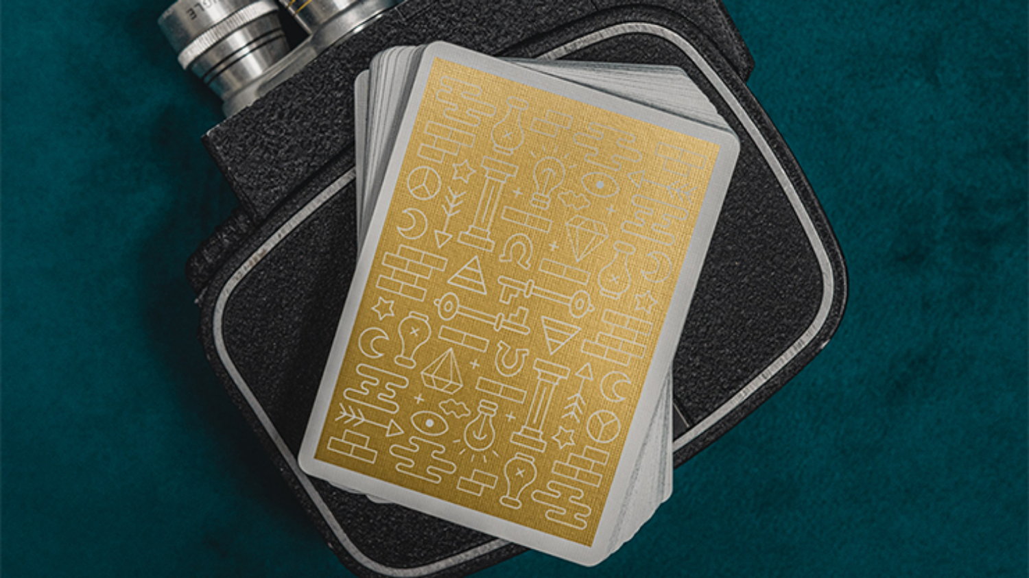 [한정판]Gold ICON Playing Cards by Riffle Shuffle